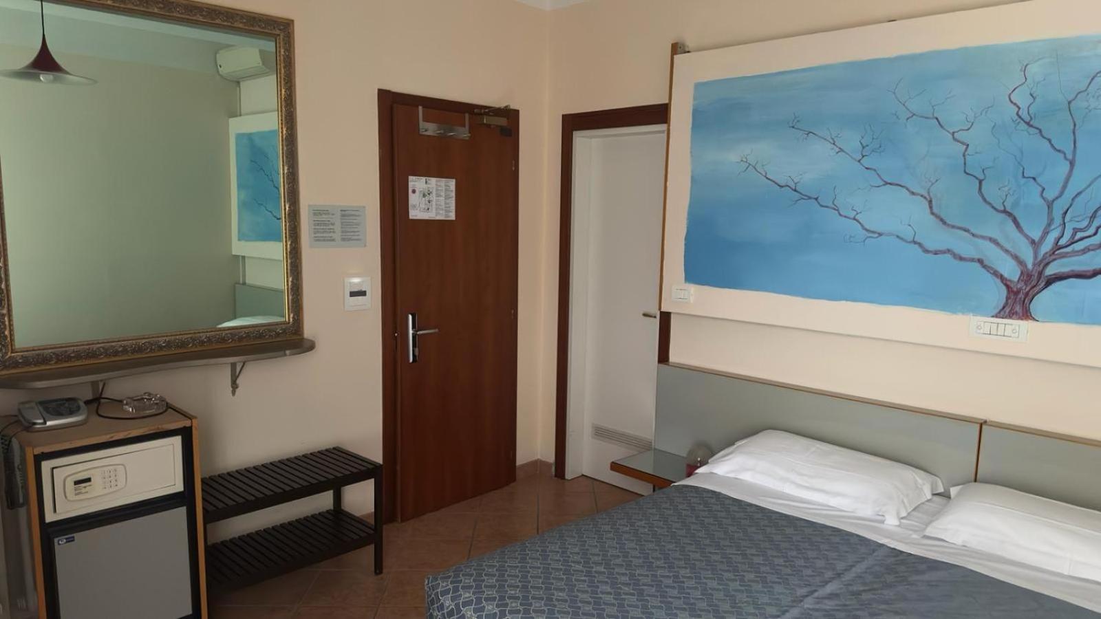Hotel Luna 3*
